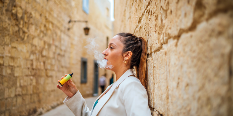 Why Disposable Vapes Are Your Perfect Travel Companion